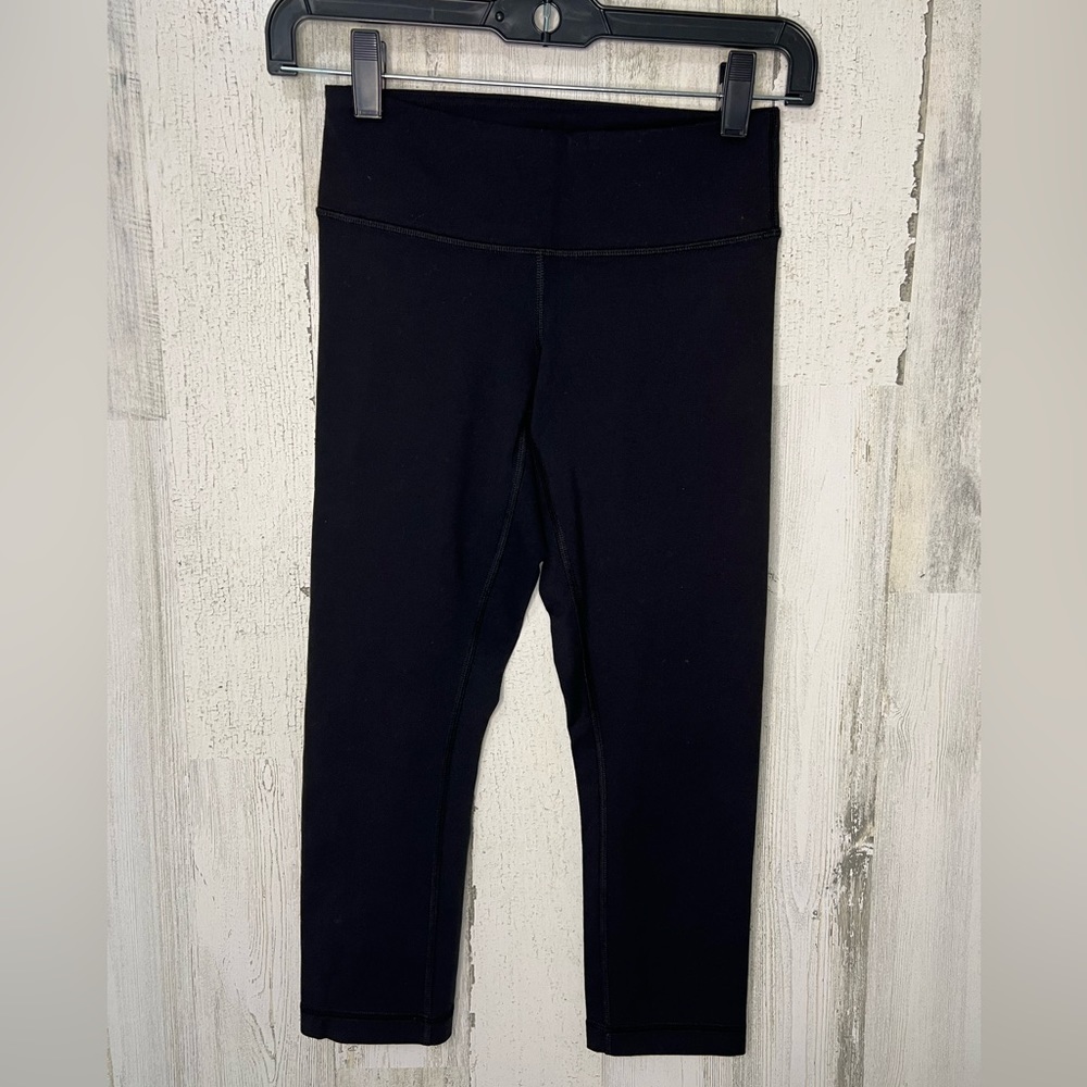 Lululemon Capri Leggings Size 2